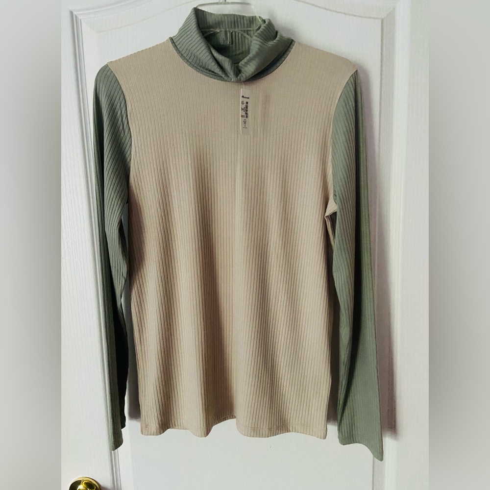 NWT Madewell Colorblock ribbed turtleneck top in Ashen Sand, size L